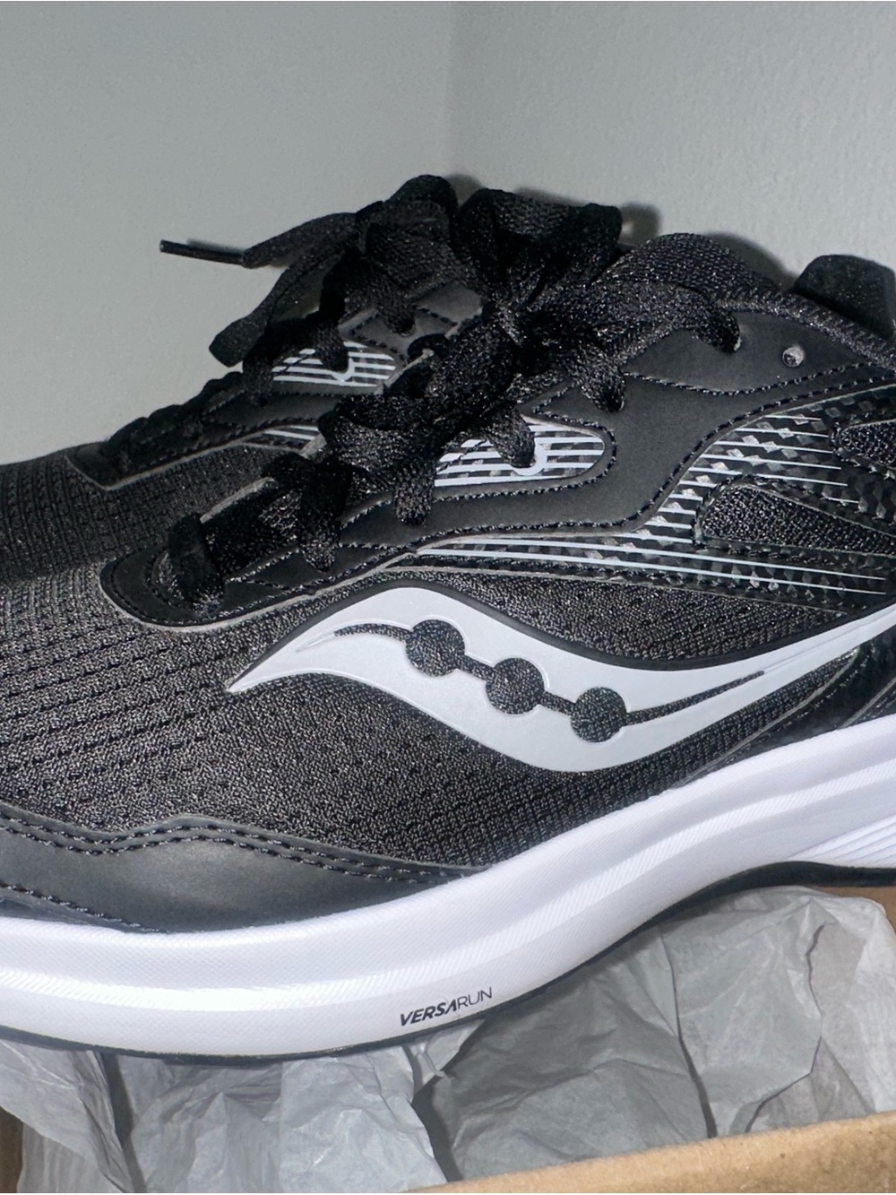 Saucony Men's Black and White Athletic Running Shoes
